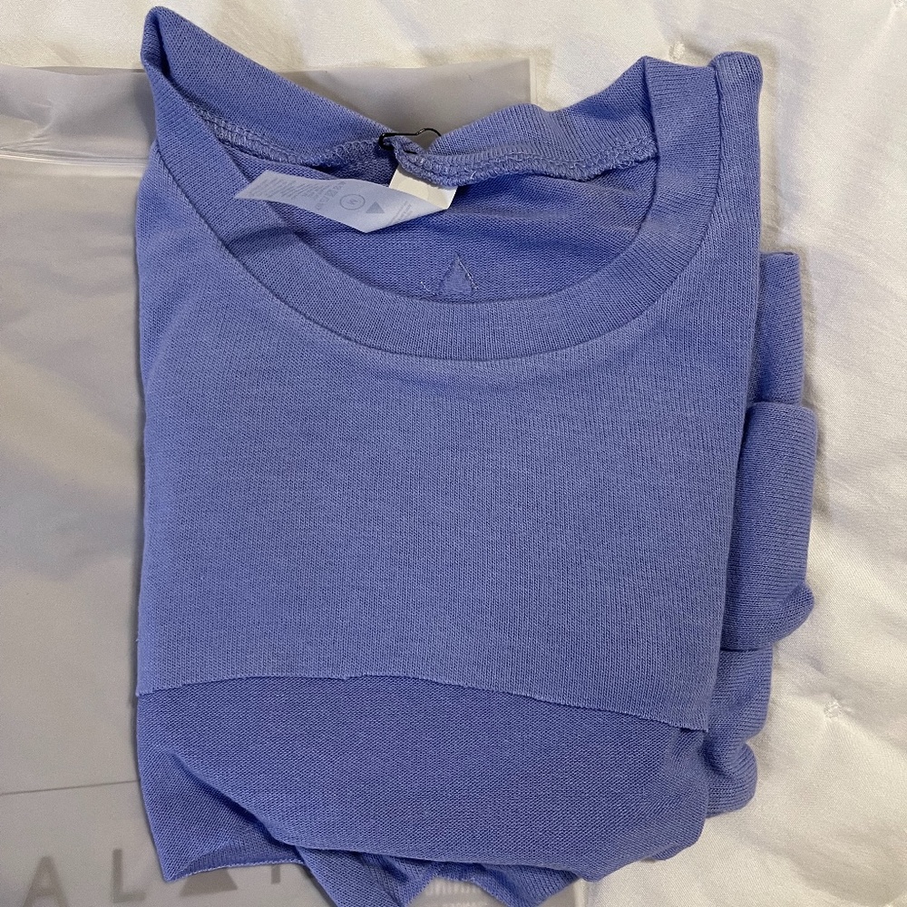 BALANCE ATHLETICA top